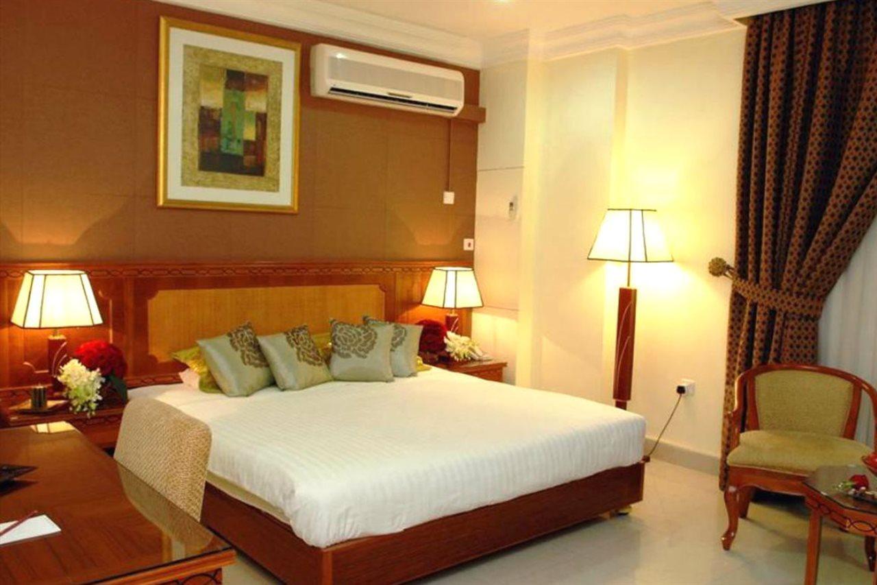 Al Muntazah Plaza Hotel